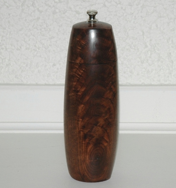 Walnut 3 sidied peppermill